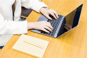 錦州醫科大學在職研究生.jpg 0101.jpg