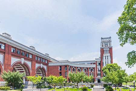 海南醫(yī)學(xué)院西英格蘭學(xué)院在職研究生考試難不難,就業(yè)優(yōu)勢在哪些方面? 海南醫(yī)學(xué)院西英格蘭學(xué)院在職研究生考試難不難,就業(yè)優(yōu)勢在哪些方面?